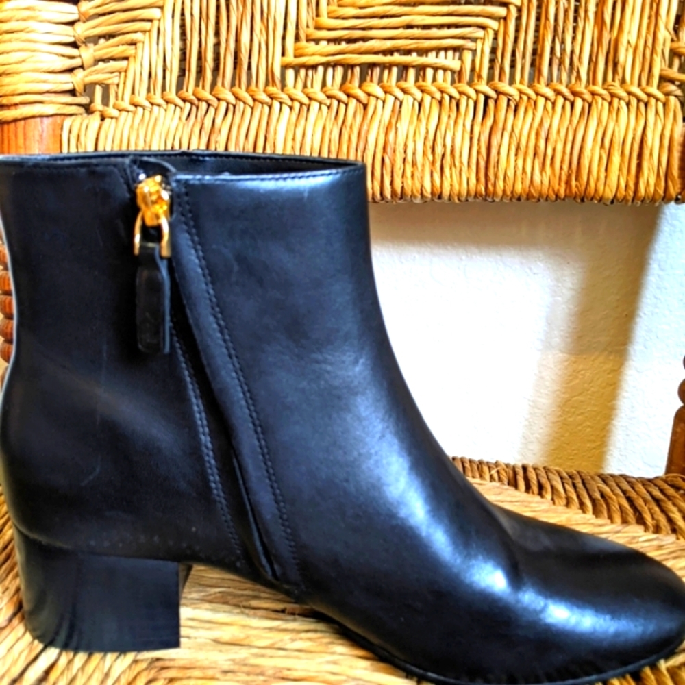 Ralph Lauren boots 7.5